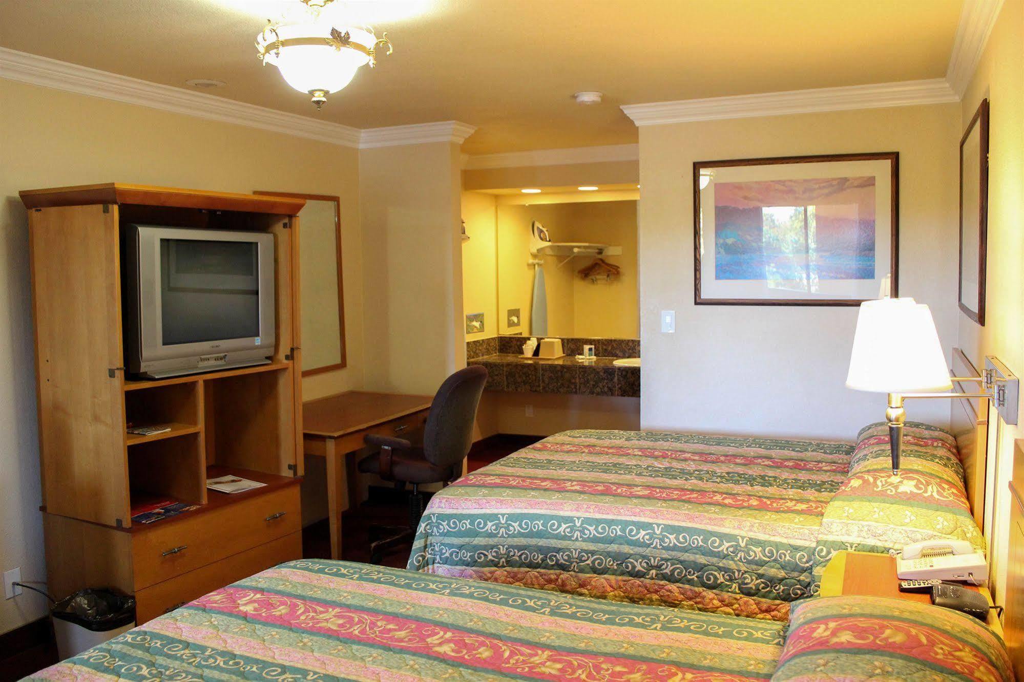 Signature Motel